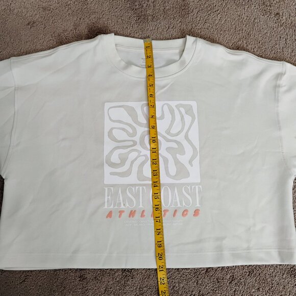 New Old Navy Light weight Sweatshirt Woman's Active Ware Cropped XL - Picture 5 of 9